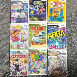Nintendo Wii Game Bundle - Jeopardy, Mario Galaxy, Monoploy and more..
